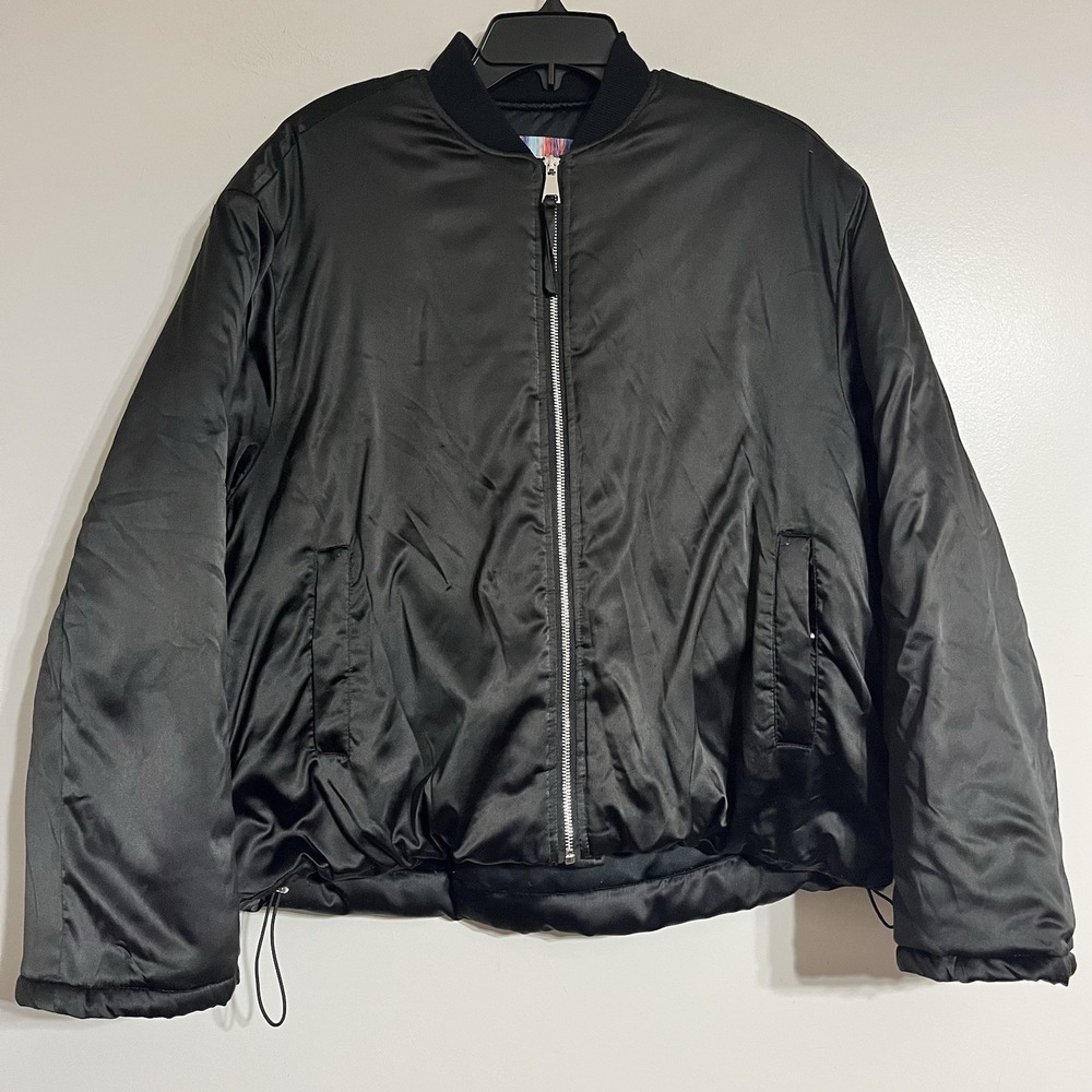 Urban Outfitters Women's Dawn Black Satin Bomber Jacket Full Zip Size Small‎